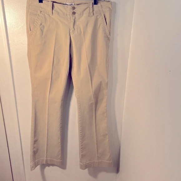 American Eagle outfitters 10L, Favorite.5 Pocket button zipper closure L=40” - Picture 1 of 9
